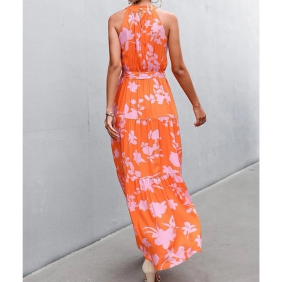 Boho pink floral print belted halter maxi dress - Picture 10 of 14